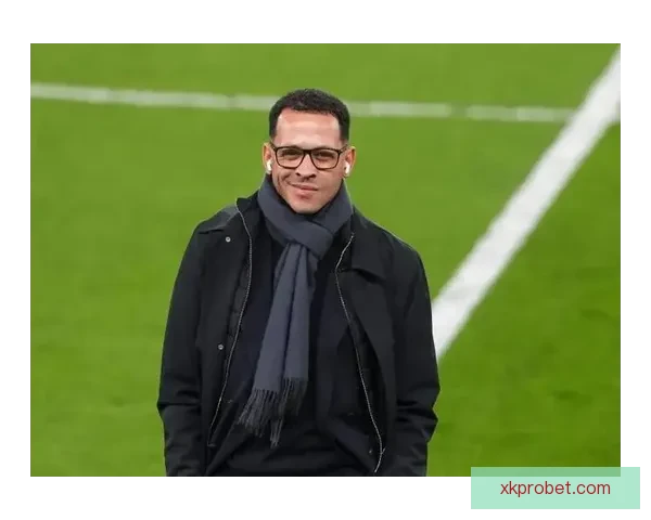 罗塞尼尔称埃斯特旺潜力无限球队挺过艰难十天迎来转机展现韧性与希望