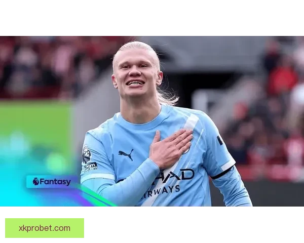 哈兰德久违戴帽手捧比赛用球晒照：这是个不错的周六